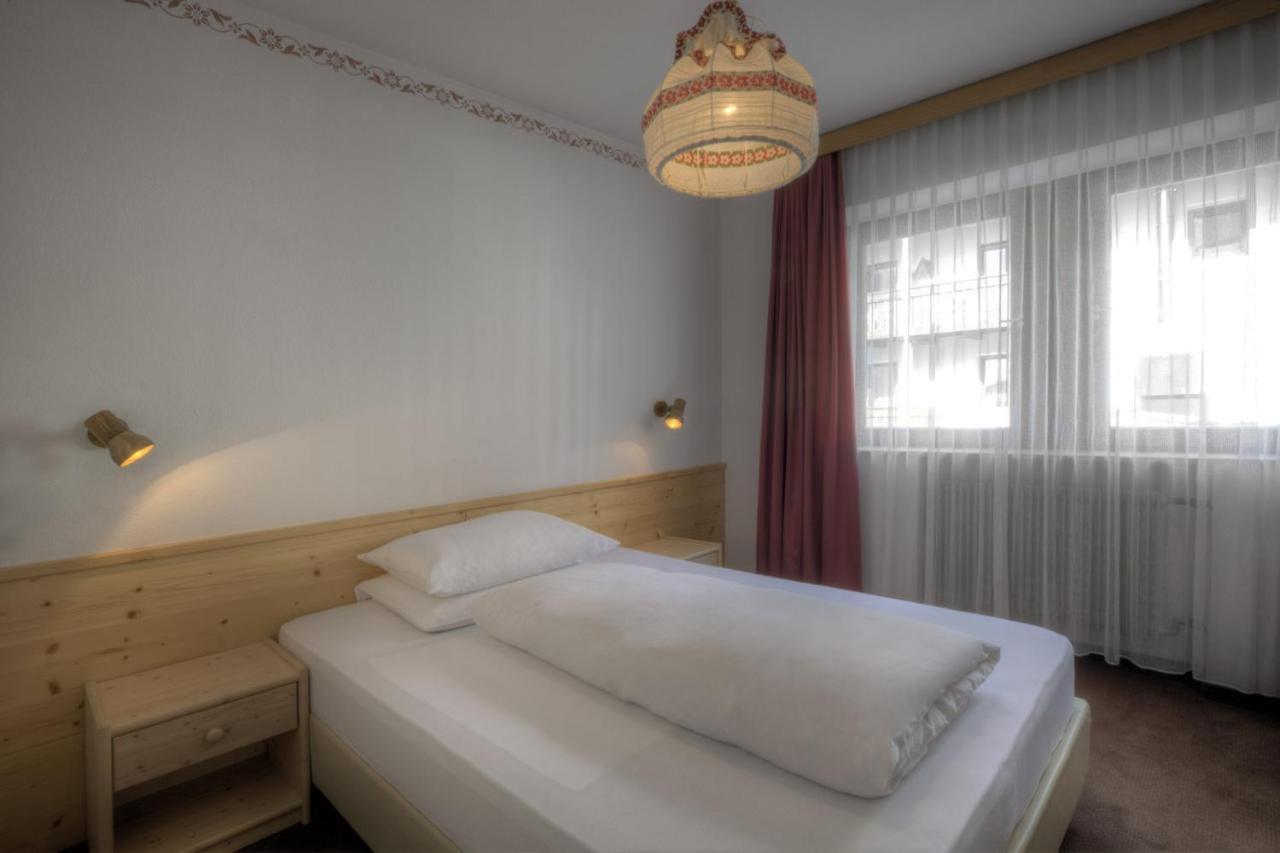 Hotel La Tambra Corvara In Badia Eksteriør billede